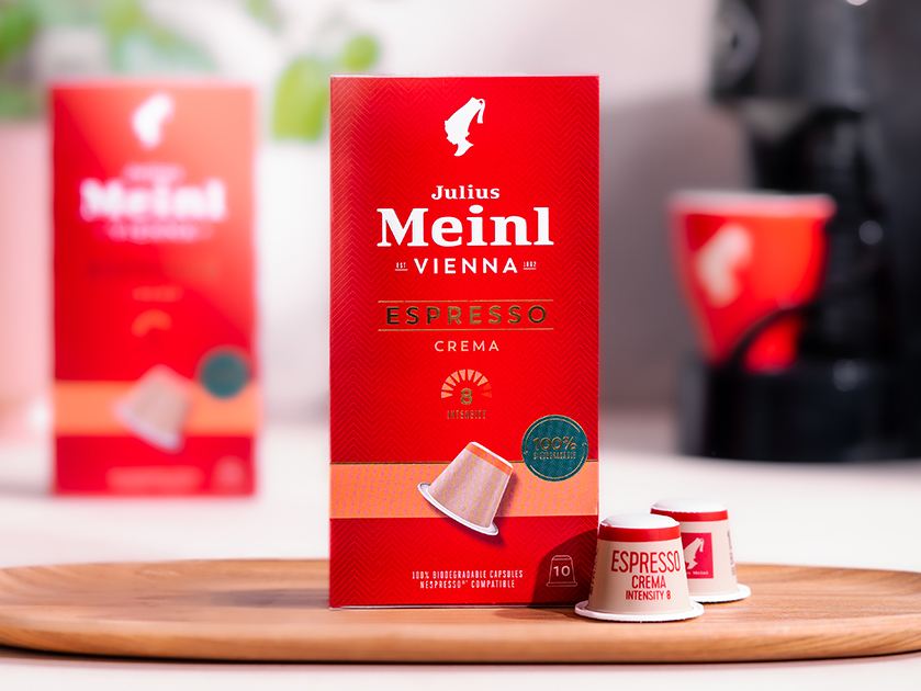 839x630-Coffee-Pods_lifestyle
